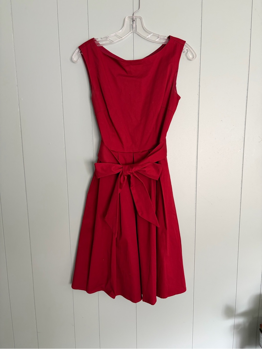 Red Sleeveless Bow-Back A-Line Dress